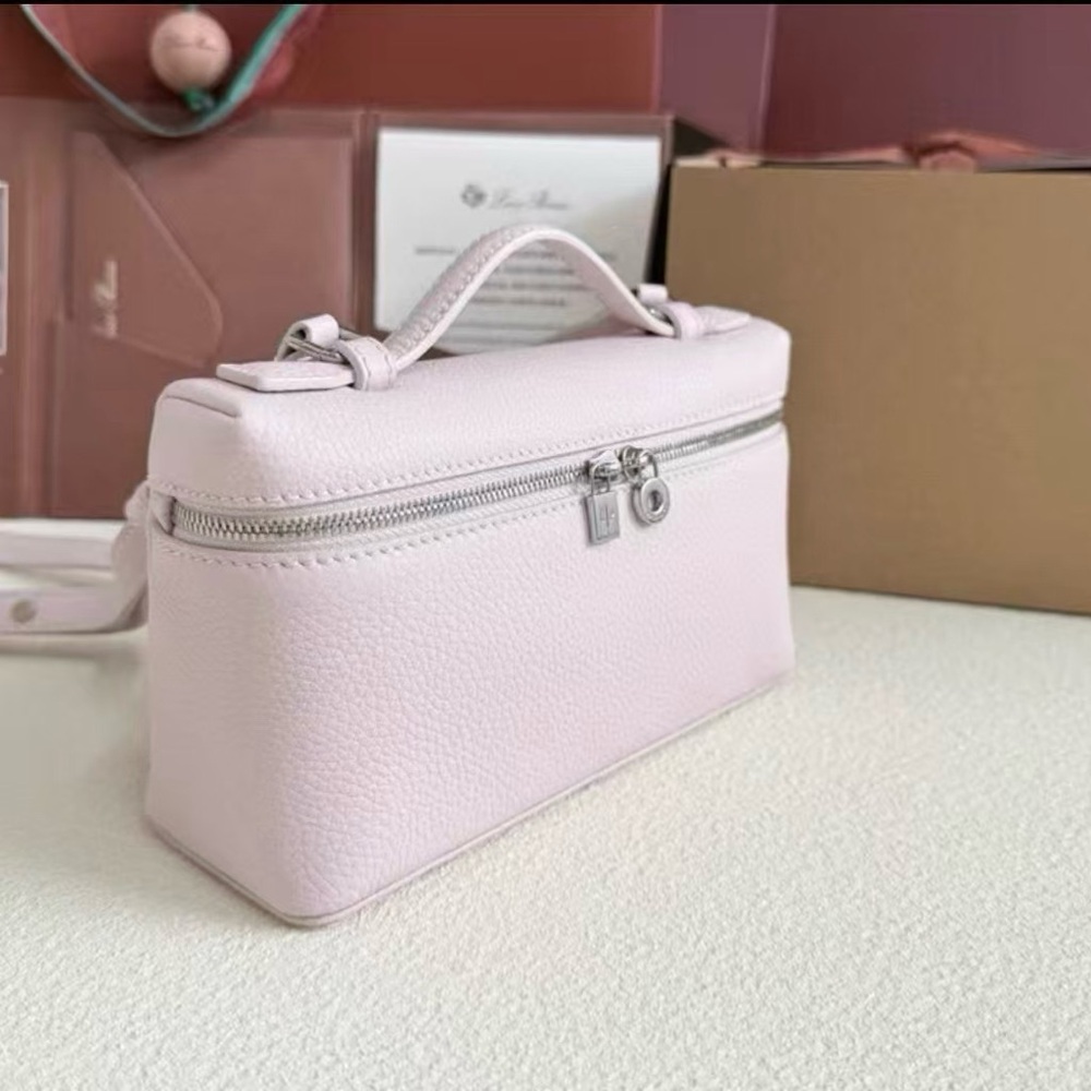 Loro Piana Light Pink Lunch Box Bag - Picture 2 of 5